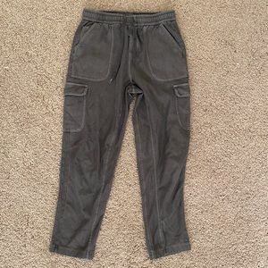 Size 0 athleta olive green pants